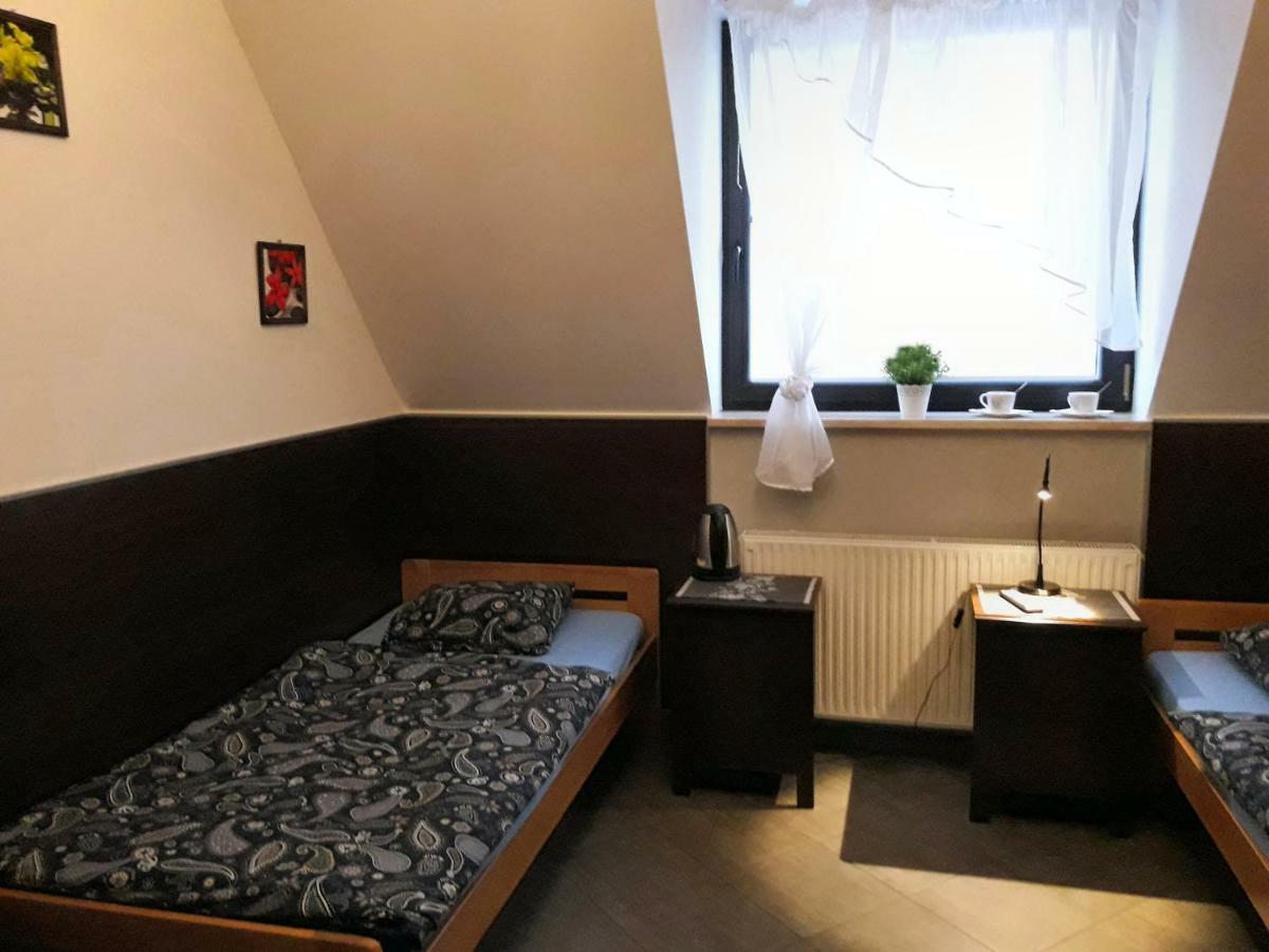 Pokoje Goscinne Z Lazienkami Przy Wroclawiu, Darmowy Parking Długotęka 외부 사진